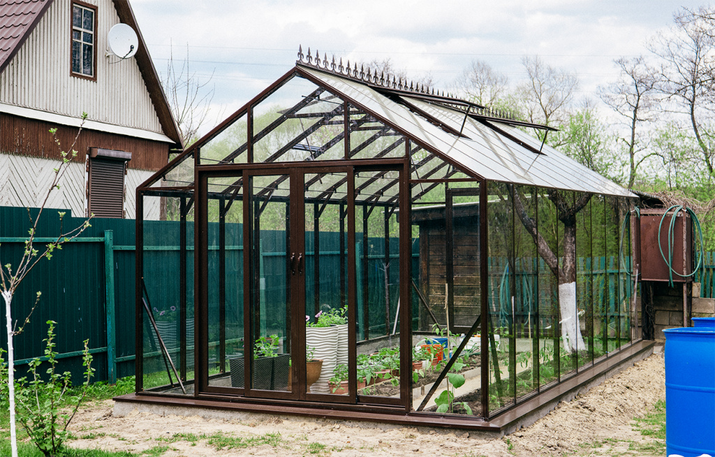 БИОНИКА теплица с односкатной крышей Bionika_english_teplisa_glass-house.ru.jpg